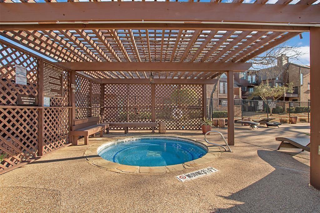 Oak Creek Condo - Residential