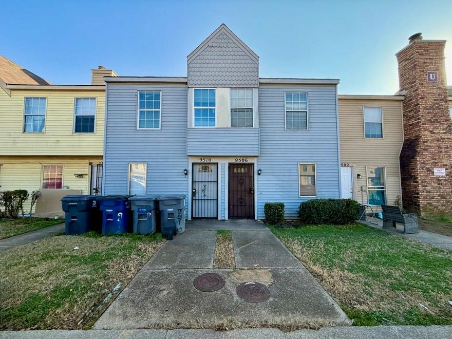 This charming two-story townhouse features a spacious living room, a half bath downstairs, open floor plan with a kitchen open to the living room. Upstairs features two spacious bedrooms and a shared bath. Lots of closet space and an open yard with a storage closet! Don't miss out on this great find.