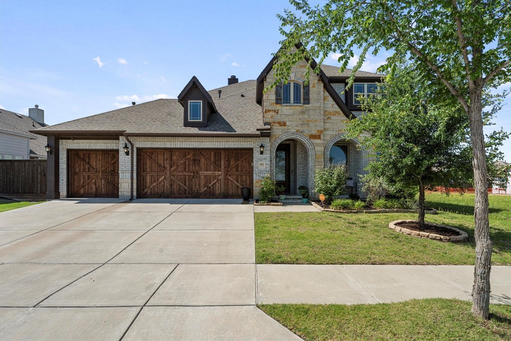 1042 Watercourse Place