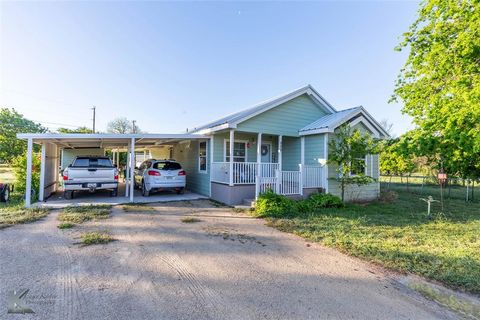 225 Field Street Clyde TX 79510