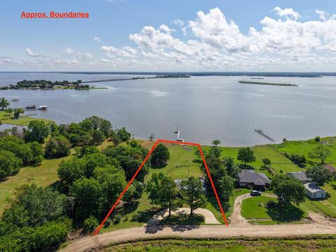 400 Causeway View Seven Points TX 75143