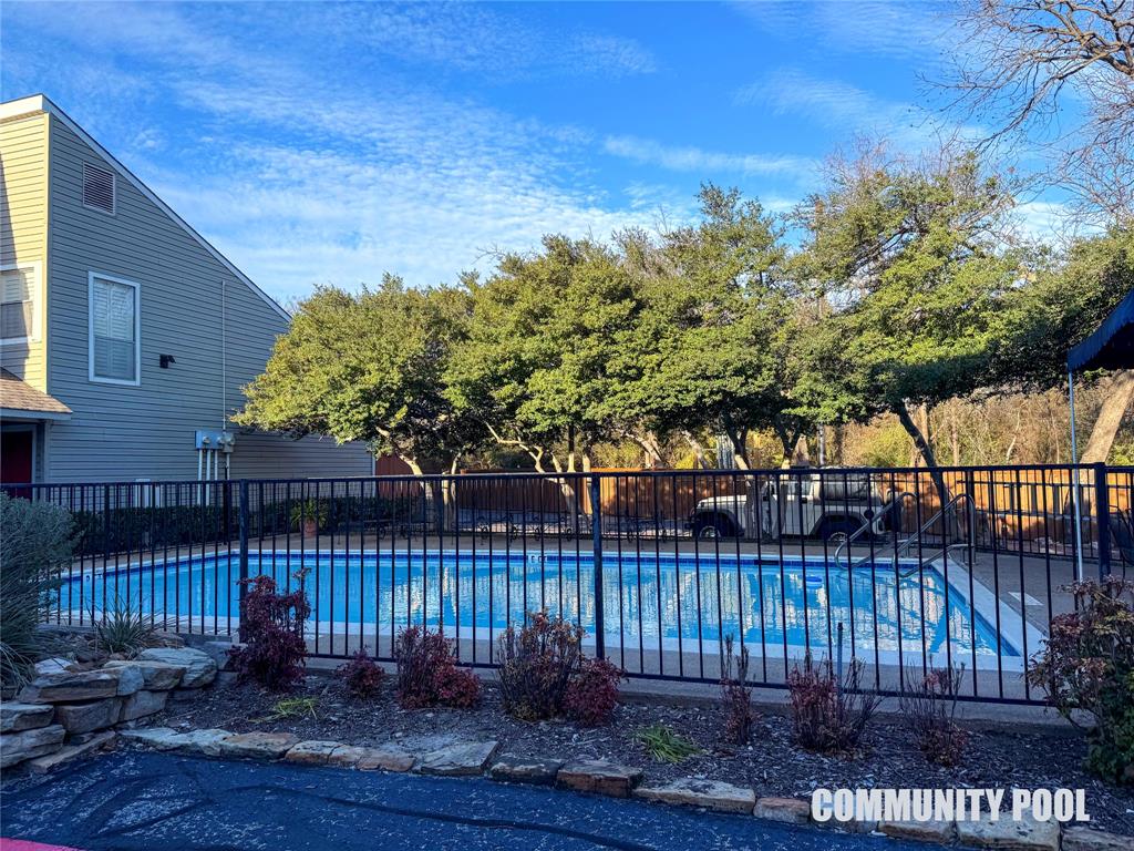 Claymore Park Condos - Residential