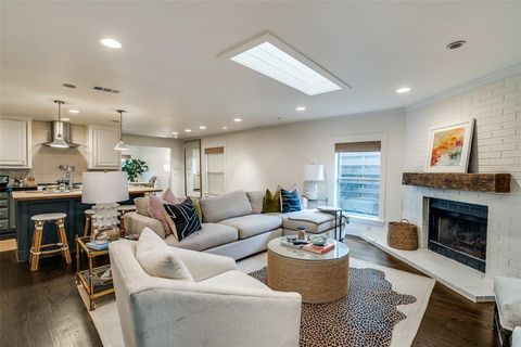 5947 Goodwin Avenue Dallas TX 75206