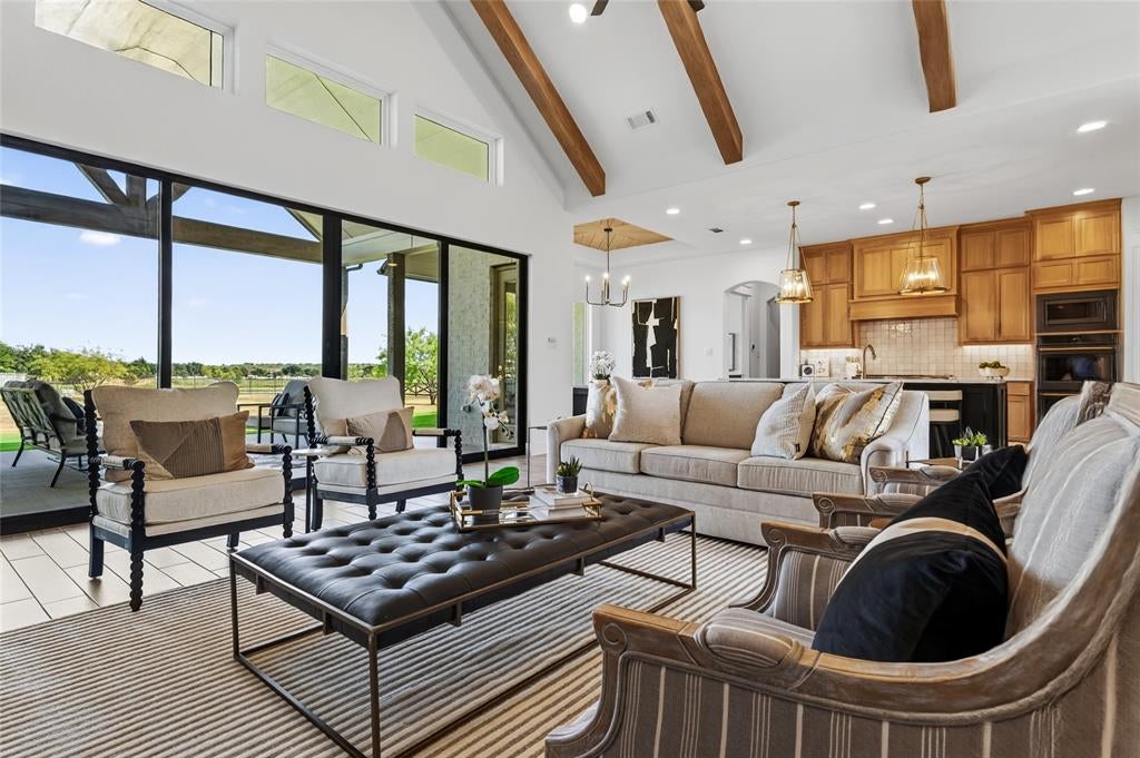 3201 Dakota Drive