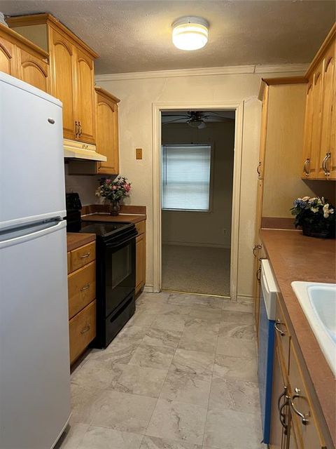 Tiny photo for 908 Cross Bend Rd Rd, Plano, TX 75023 (MLS # 21099726)