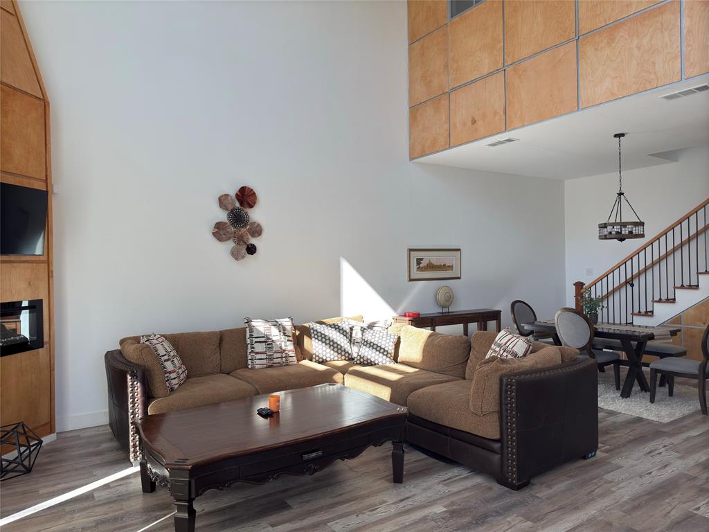 Amarada Apts 02 - Residential Lease