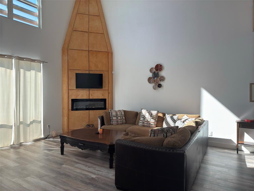 Amarada Apts 02 - Residential Lease