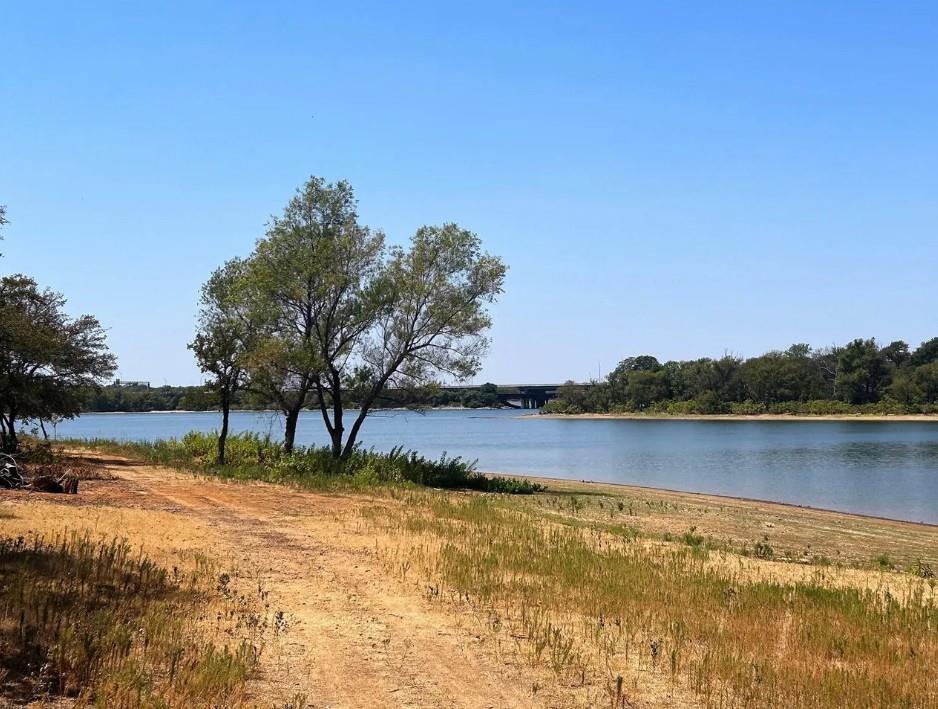Photo of 103 Wild Oak Lane, Hickory Creek, TX 75065 (MLS # 21268385)