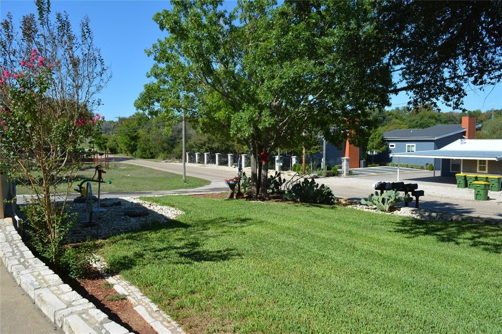 298 County Road 1700