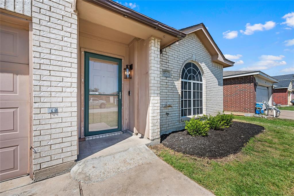 8713 Granite Path