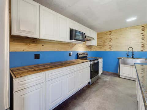 Tiny photo for 205 County Road 1794, Sunset, TX 76270 (MLS # 21341309)