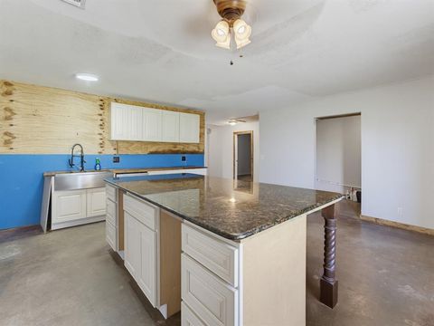 Tiny photo for 205 County Road 1794, Sunset, TX 76270 (MLS # 21341309)