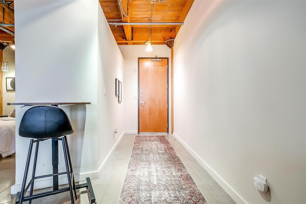 Elm Place Residences - Residential