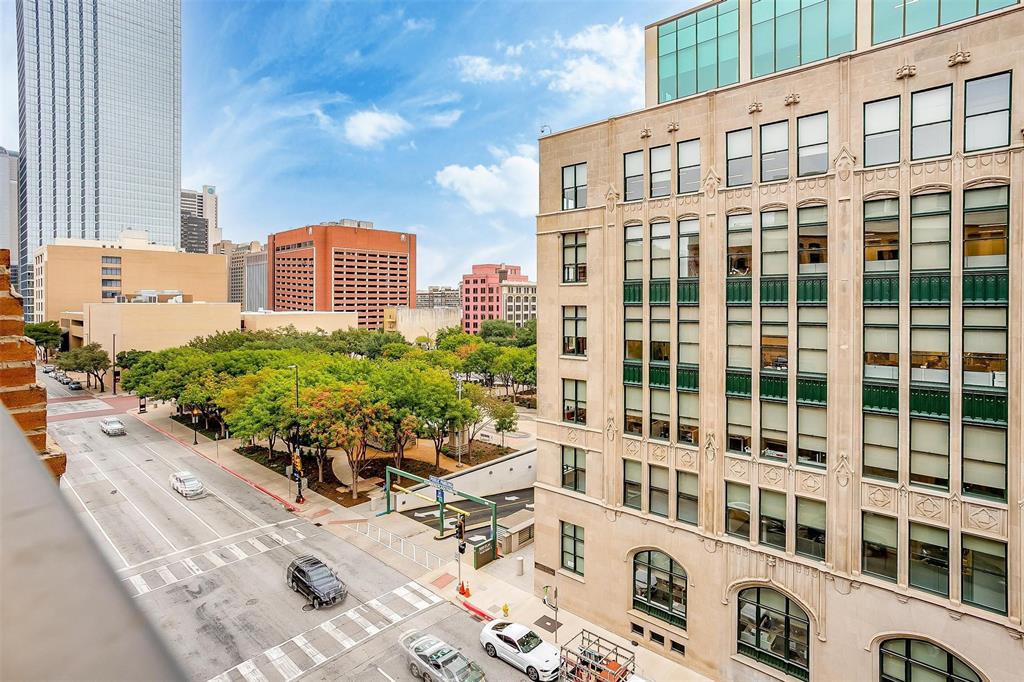 Elm Place Residences - Residential