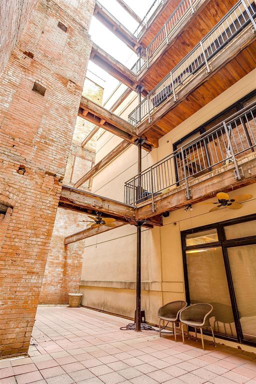 Elm Place Residences - Residential