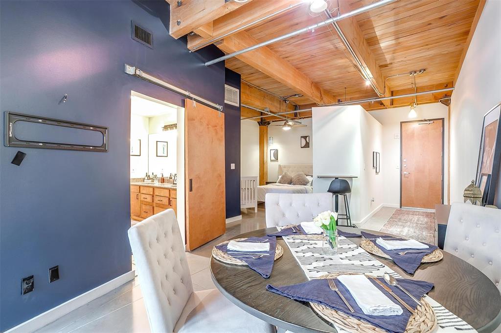 Elm Place Residences - Residential