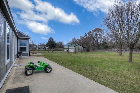 Tiny photo for 19408 County Road 4072, Kemp, TX 75143 (MLS # 21195235)