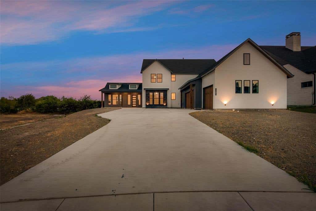 Photo of 1203 Chapel Drive, Rockwall, TX 75032 (MLS # 21315508)