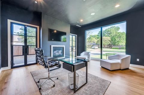 Tiny photo for 4215 Nashwood Lane, Dallas, TX 75244 (MLS # 21107188)