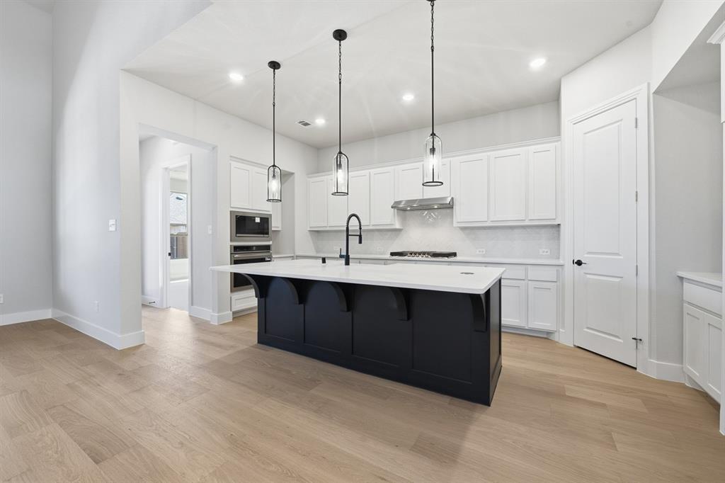 4118 Windy Point Road