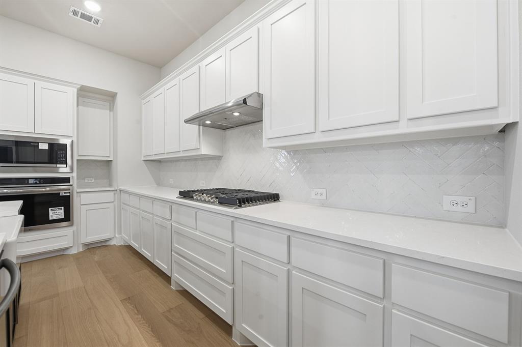 4118 Windy Point Road