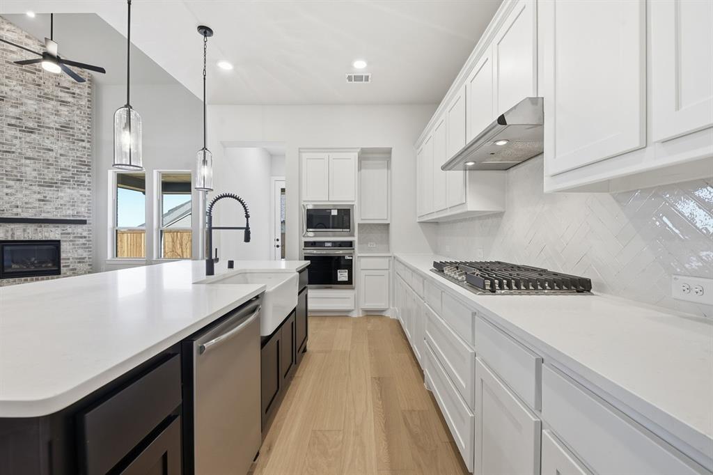 4118 Windy Point Road