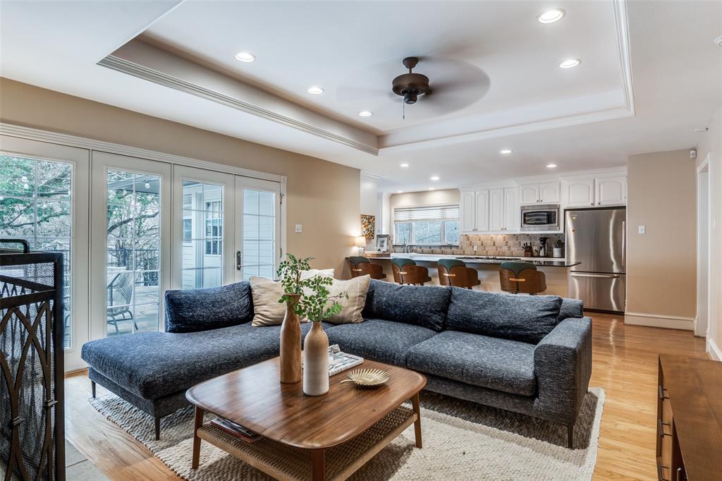 7242 Alexander Drive