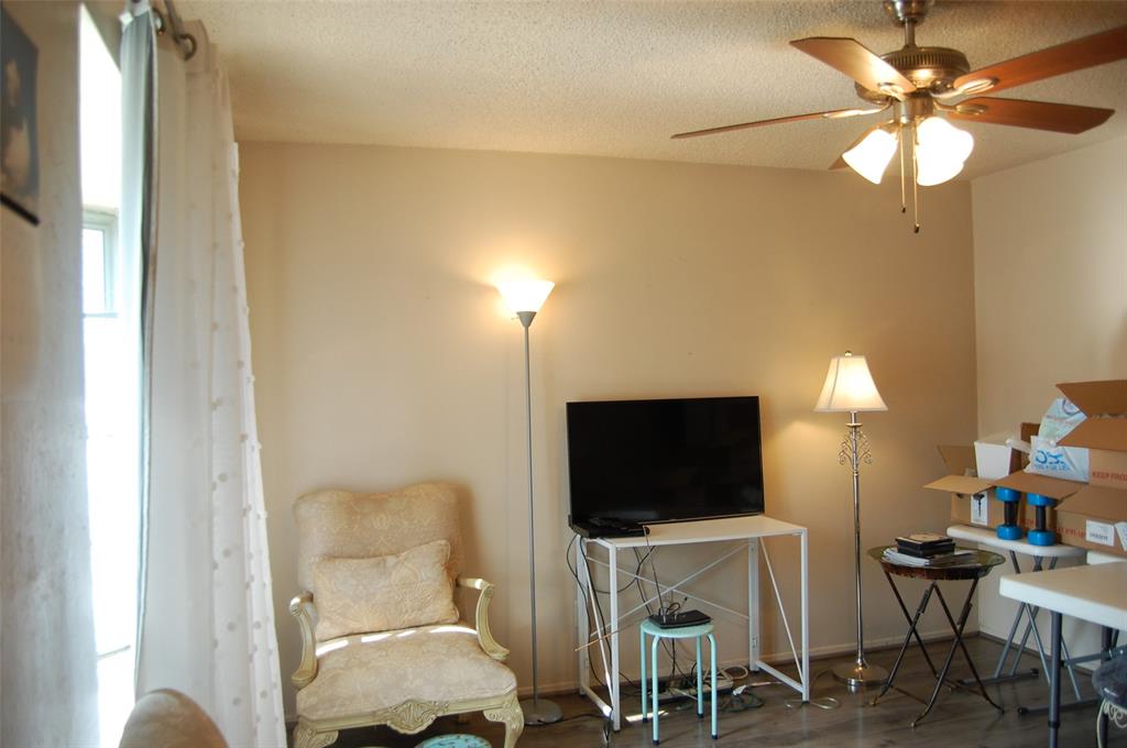 1808 Western Park Drive
