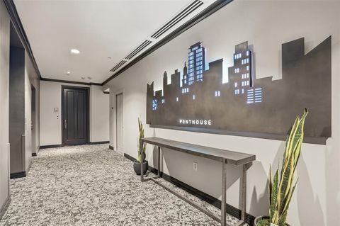 Tiny photo for 500 Throckmorton Street #3601, Fort Worth, TX 76102 (MLS # 21235738)