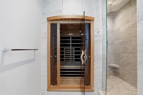 Tiny photo for 500 Throckmorton Street #3601, Fort Worth, TX 76102 (MLS # 21235738)