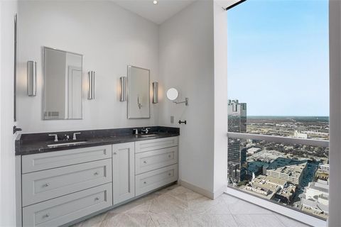 Tiny photo for 500 Throckmorton Street #3601, Fort Worth, TX 76102 (MLS # 21235738)