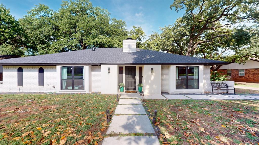 724 Overland Trail