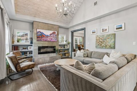 236 N Waverly Drive Dallas TX 75208