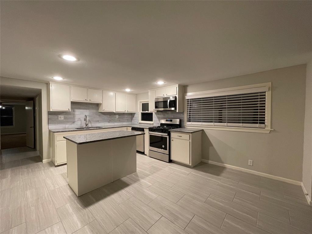 611 Harrisdale Avenue