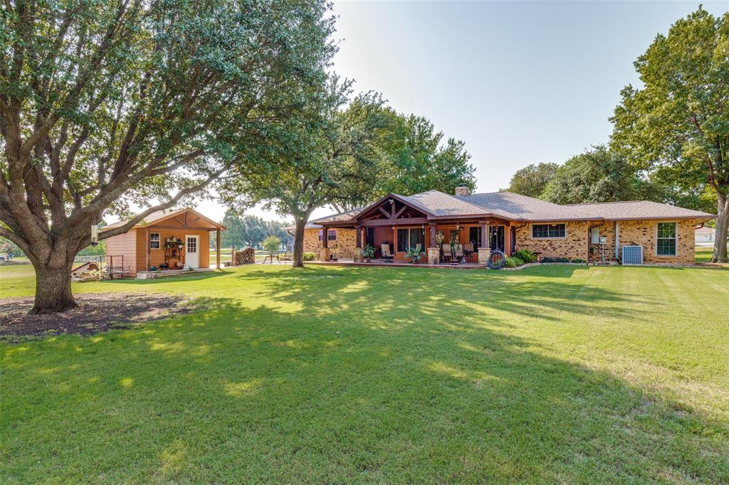 14055 Red Oak Circle N