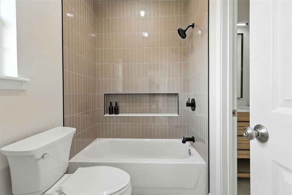 Stone Lk Ests - Residential