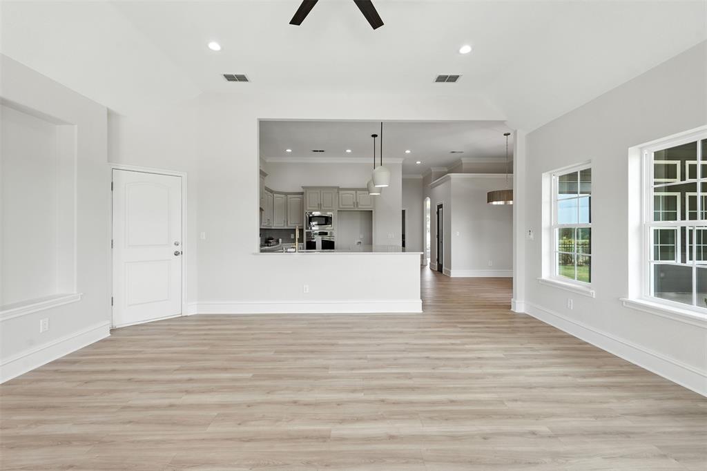 Stone Lk Ests - Residential