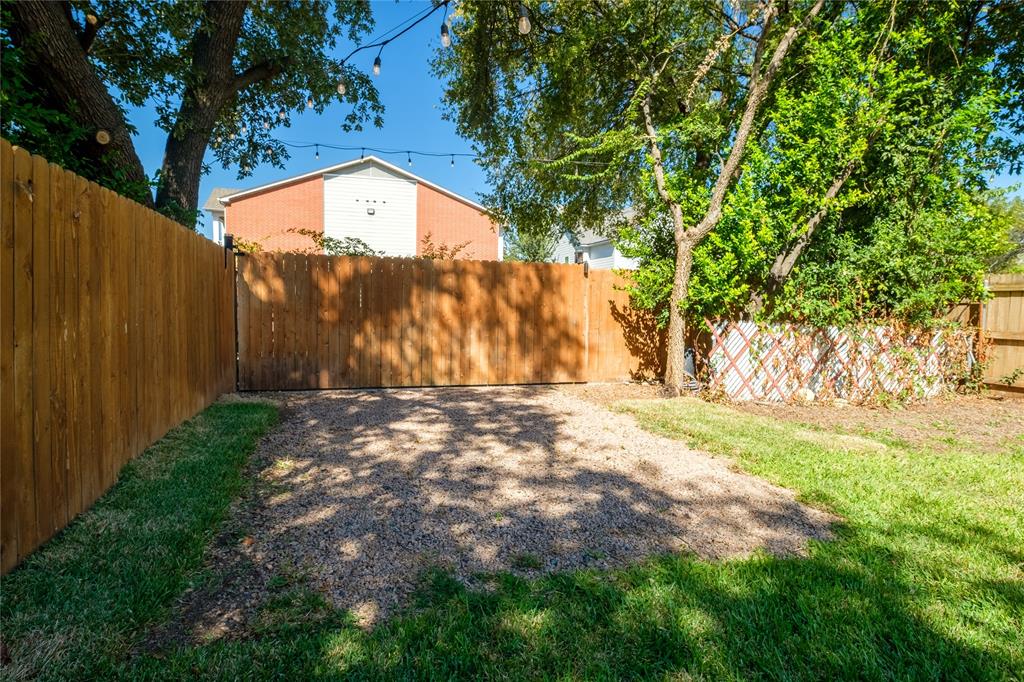 Eikel & Bruestedt - Residential