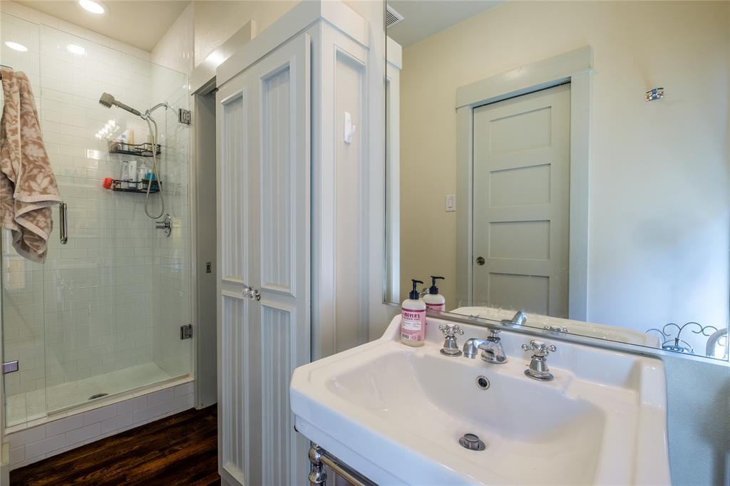 Eikel & Bruestedt - Residential