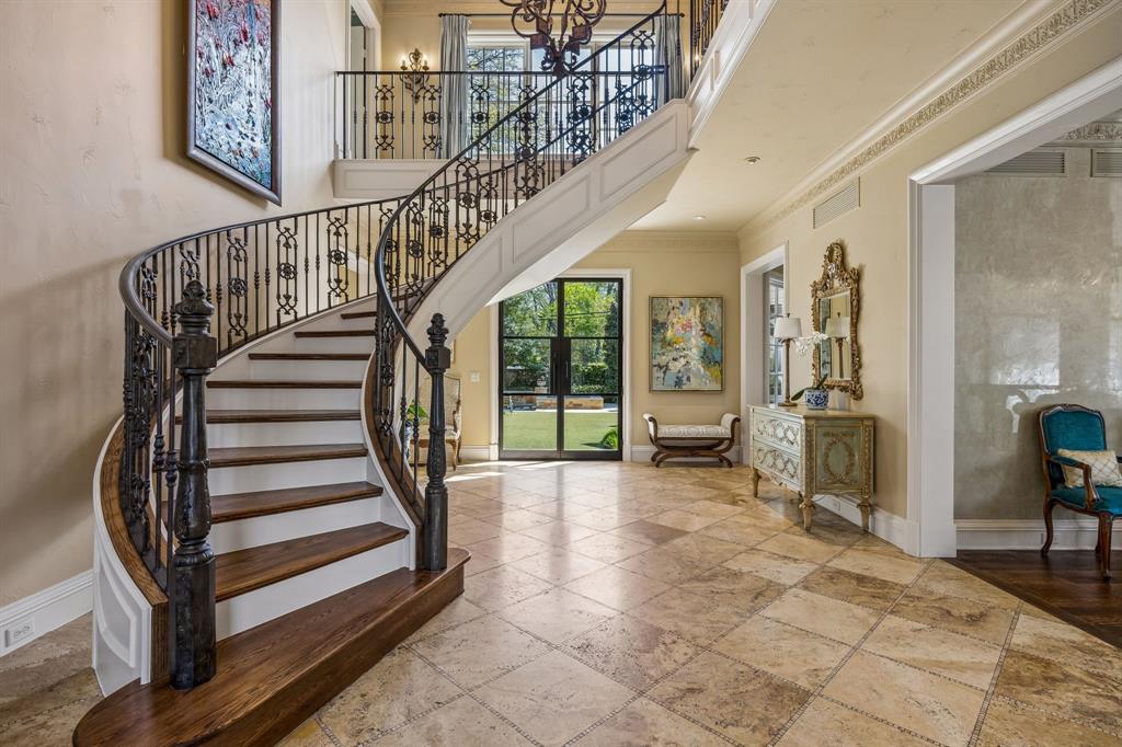 7270 Turtle Creek Boulevard