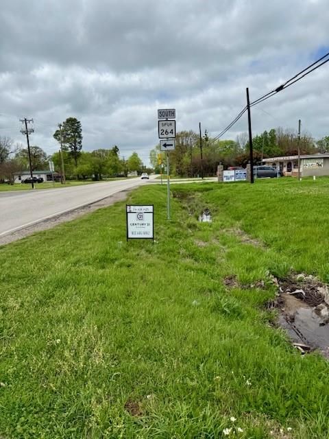 304 W Main Street Quinlan TX 75474