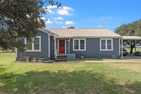 143 Crawford Mount Calm TX 76673