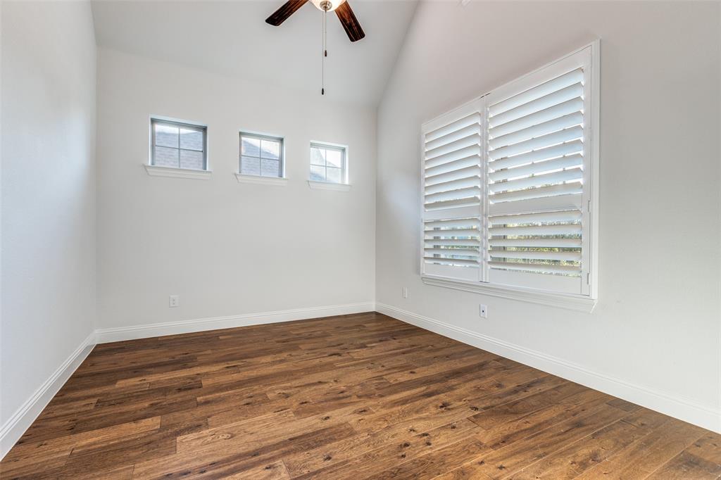 2908 Majestic Prince Street