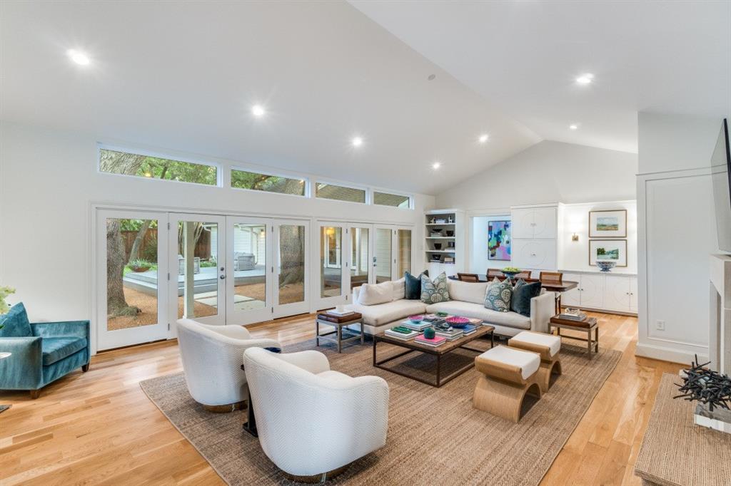 Janmar Circle Sec 04 - Residential