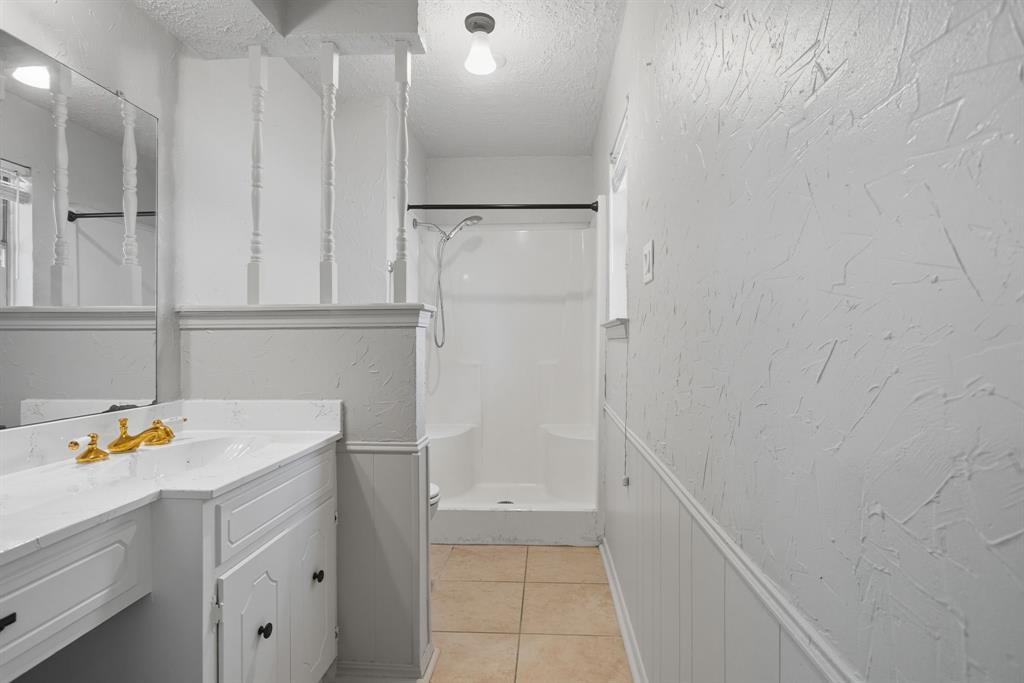 Oak Creek Estate Add #1 - Residential Lease