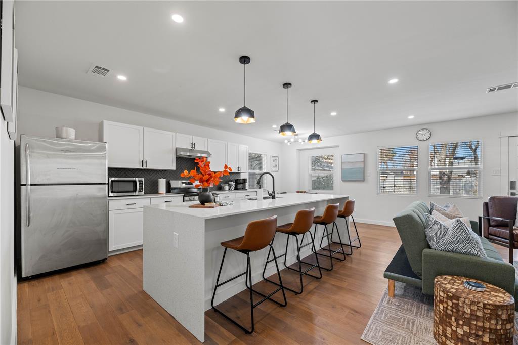 Elmwood - Residential Lease