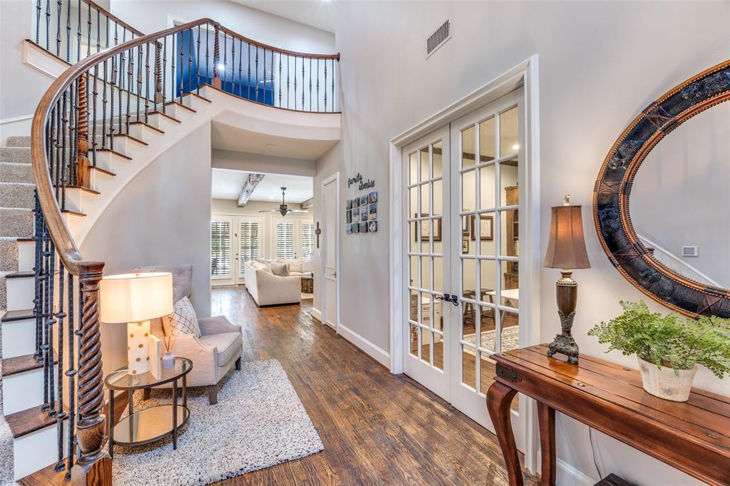 1160 Sloan Crossing