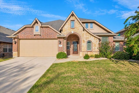 Photo of 1017 Ponderosa Drive, Aubrey, TX 76227 (MLS # 21421906)