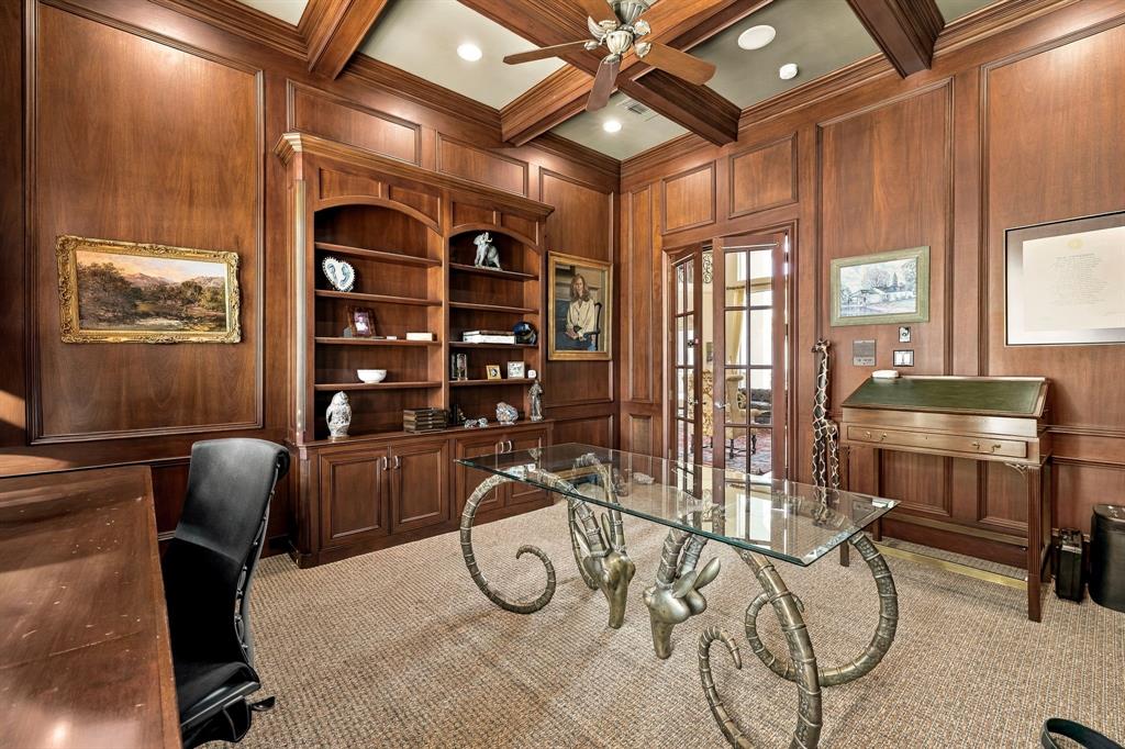 5213 Lakecreek Court