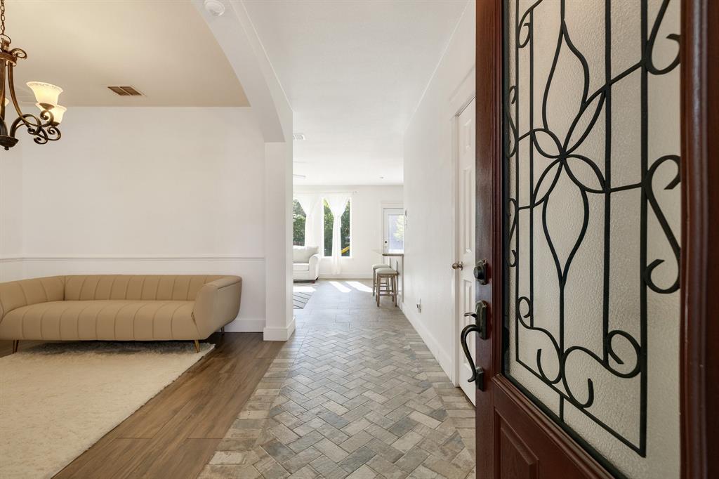 5104 Coney Island Drive